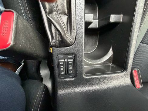 Used 2016 Subaru Impreza 2.0i Sport Premium image 14