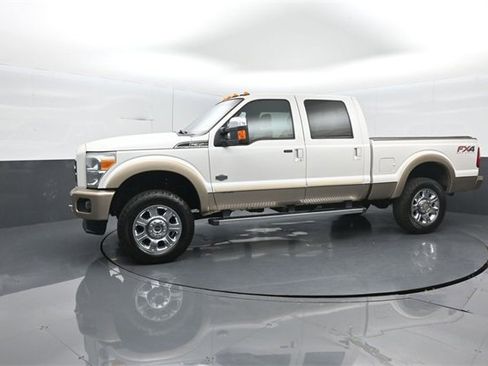 Used 2014 Ford F350 King Ranch w/ King Ranch w/Chrome Package image 4