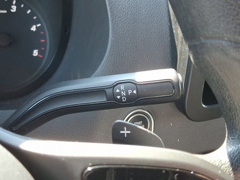 Used 2022 Mercedes-Benz Sprinter 144 Cargo image 15