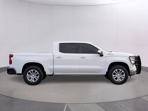 Used 2026 Chevrolet Silverado 1500 LTZ AWD/4WD image 8