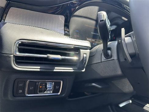 New 2025 Lincoln Corsair Grand Touring w/ Towing Package image 35