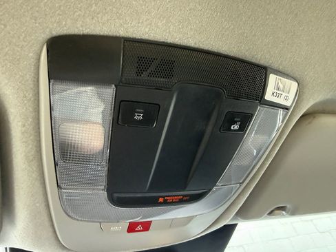 Used 2024 Kia Niro Wind FWD image 34
