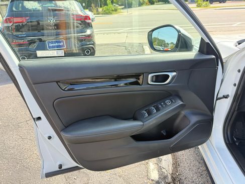 Used 2023 Honda Civic EX-L image 17