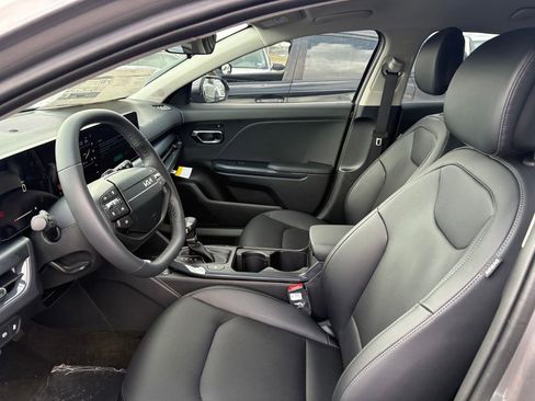 New 2026 Kia K4 EX FWD image 12