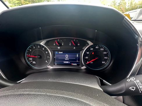 Used 2019 Chevrolet Equinox LT image 15