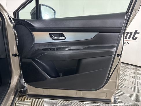 Used 2025 Nissan Murano SL image 29