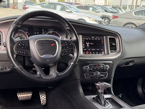 Used 2020 Dodge Charger Scat Pack image 28