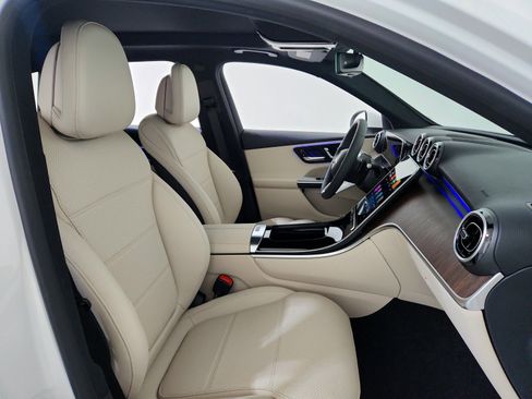 New 2026 Mercedes-Benz GLC 300 image 16