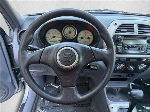 Used 2002 Toyota RAV4 2WD image 16