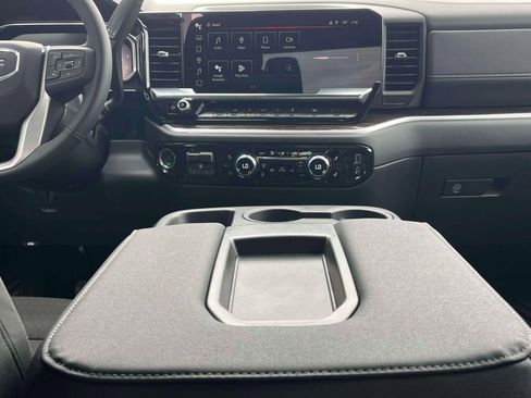 New 2026 GMC Sierra 1500 SLE AWD/4WD image 14