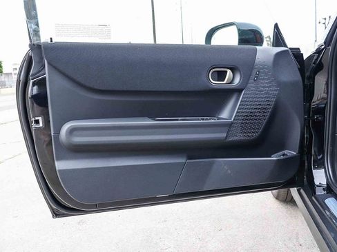 New 2026 MINI Cooper 2-Door Hardtop FWD image 23
