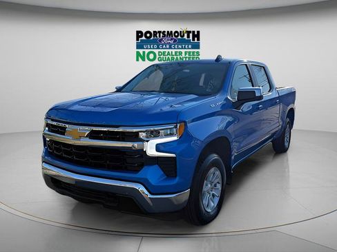 Used 2025 Chevrolet Silverado 1500 LT AWD/4WD image 16