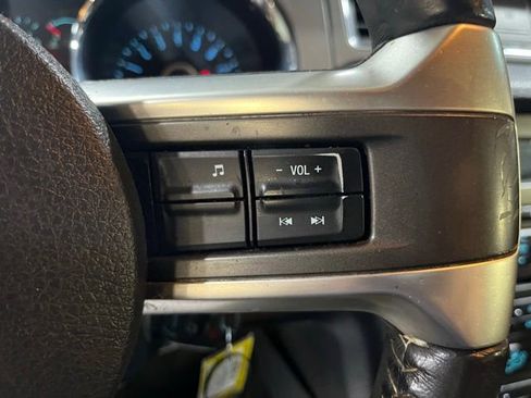 Used 2014 Ford Mustang Coupe RWD image 18