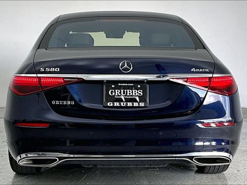 Used 2023 Mercedes-Benz S 500 4MATIC image 4