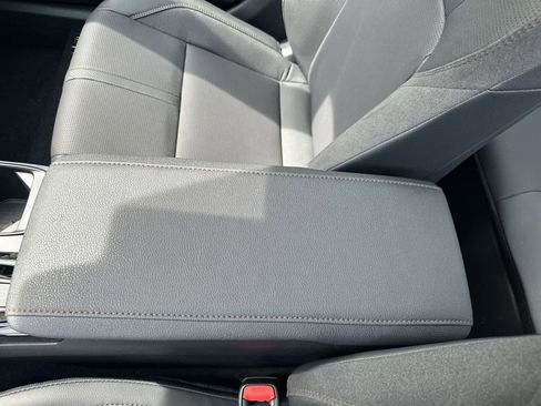 New 2026 Toyota Camry XLE AWD/4WD image 33