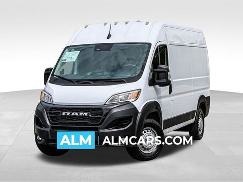Used 2025 RAM ProMaster 2500 w/ Convenience Group FWD image 1