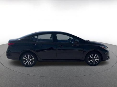 Used 2025 Nissan Versa SV FWD image 13