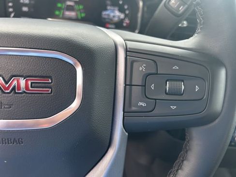 Used 2024 GMC Sierra 1500 Elevation image 18