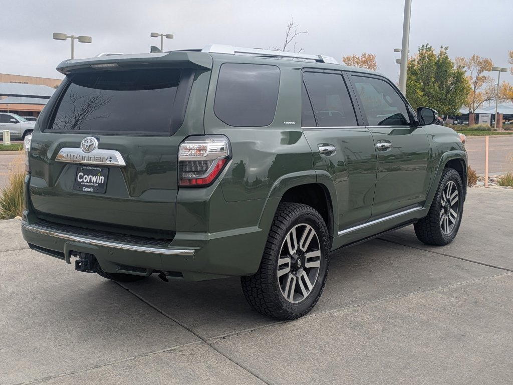 Used 2022 Toyota 4Runner Limited AWD/4WD image 9