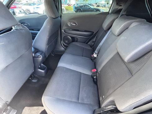 Certified 2019 Honda HR-V Sport image 16