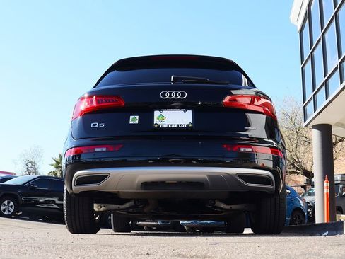 Used 2020 Audi Q5 2.0T Premium w/ Convenience Package image 12