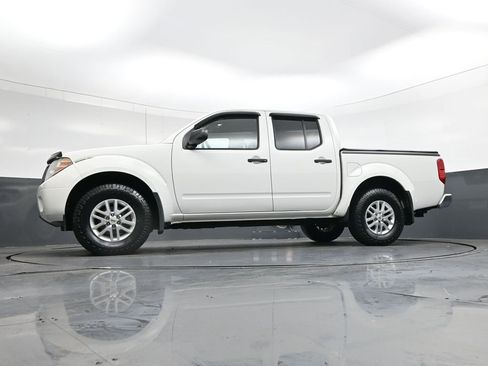 Used 2017 Nissan Frontier SV w/ SV Value Truck Package image 38