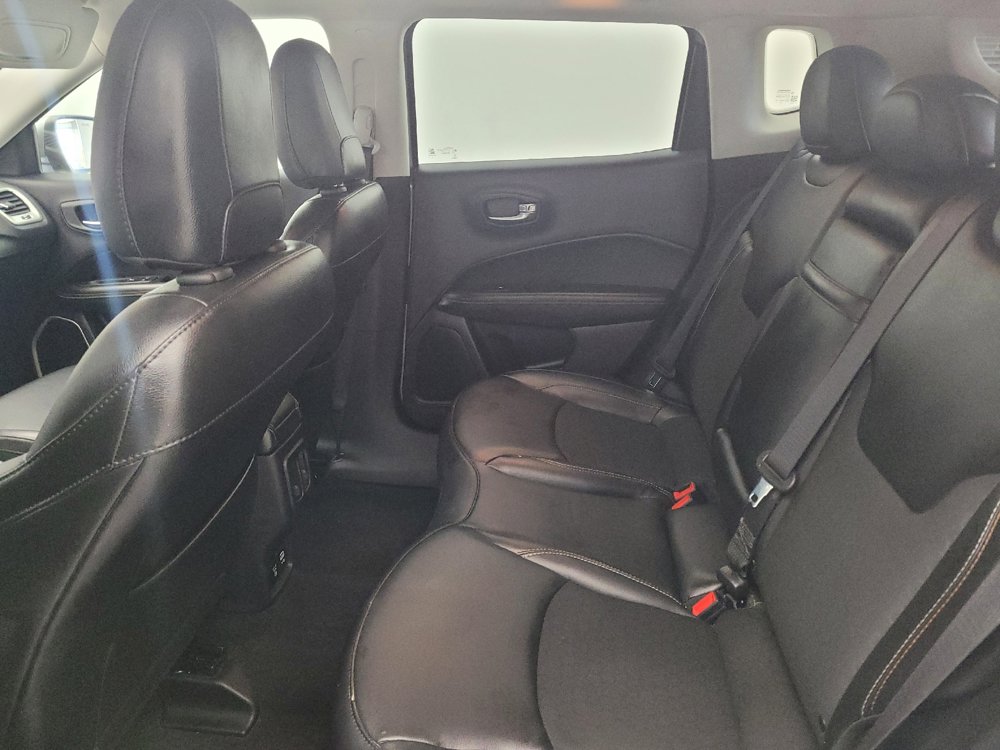 Used 2019 Jeep Compass Latitude AWD/4WD image 18