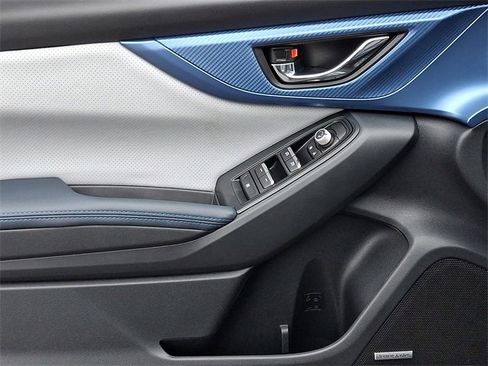 Used 2021 Subaru Crosstrek Hybrid w/ Moonroof Package w/Navigation image 12