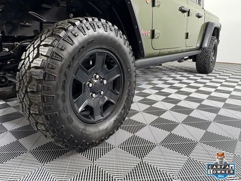 Used 2022 Jeep Gladiator Mojave w/ LED Lighting Group AWD/4WD image 13