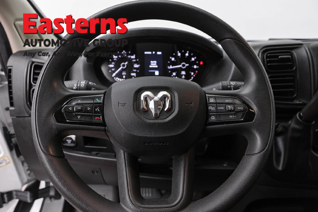 Used 2025 RAM ProMaster 2500 w/ Convenience Group FWD image 11