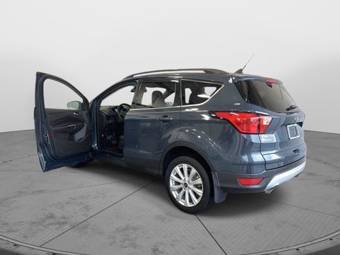 Used 2019 Ford Escape SEL image 10
