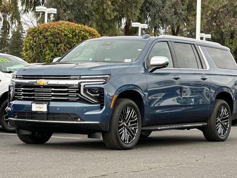 New 2026 Chevrolet Suburban Premier w/ Sun And Tow Package image 8