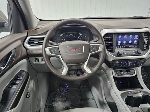 Used 2023 GMC Acadia SLT FWD image 15