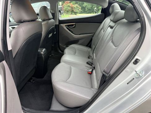 Used 2013 Hyundai Elantra Limited FWD image 18