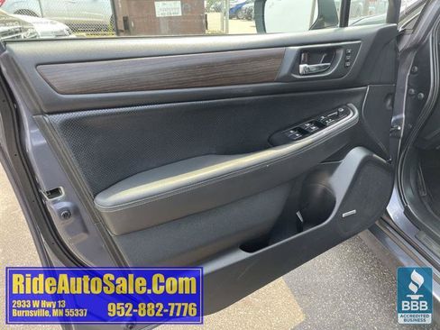 Used 2015 Subaru Legacy 3.6R Limited AWD/4WD image 9