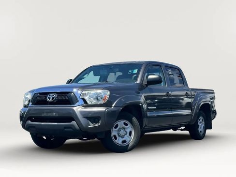 Used 2013 Toyota Tacoma 2WD Double Cab w/ SR5 Pkg image 12