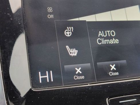 Used 2019 Volvo XC90 T6 Momentum w/ Advanced Package image 23