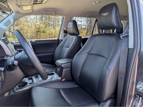Used 2022 Toyota 4Runner TRD Sport w/ Technology Package AWD/4WD image 14