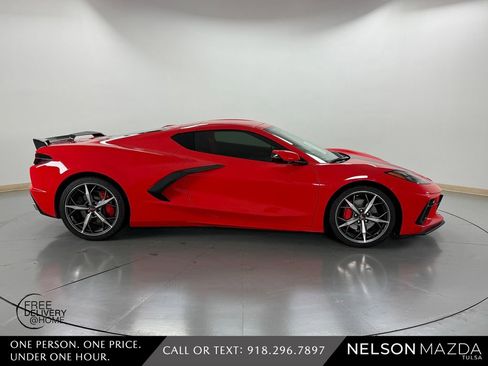 Used 2022 Chevrolet Corvette Stingray Preferred Cpe RWD image 5