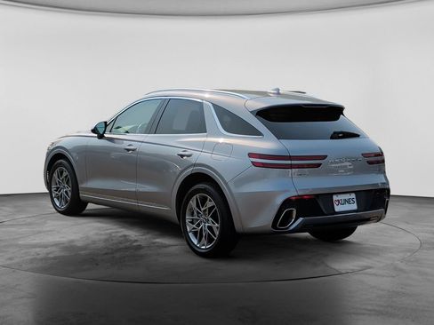 Used 2025 Genesis GV70 2.5T AWD/4WD image 8