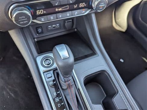 New 2025 Nissan Sentra SR image 22