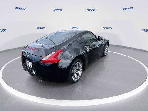 Used 2014 Nissan 370Z Coupe RWD image 8