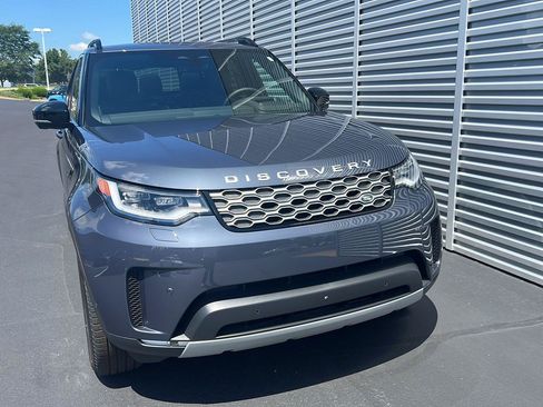 New 2026 Land Rover Discovery S AWD/4WD image 8