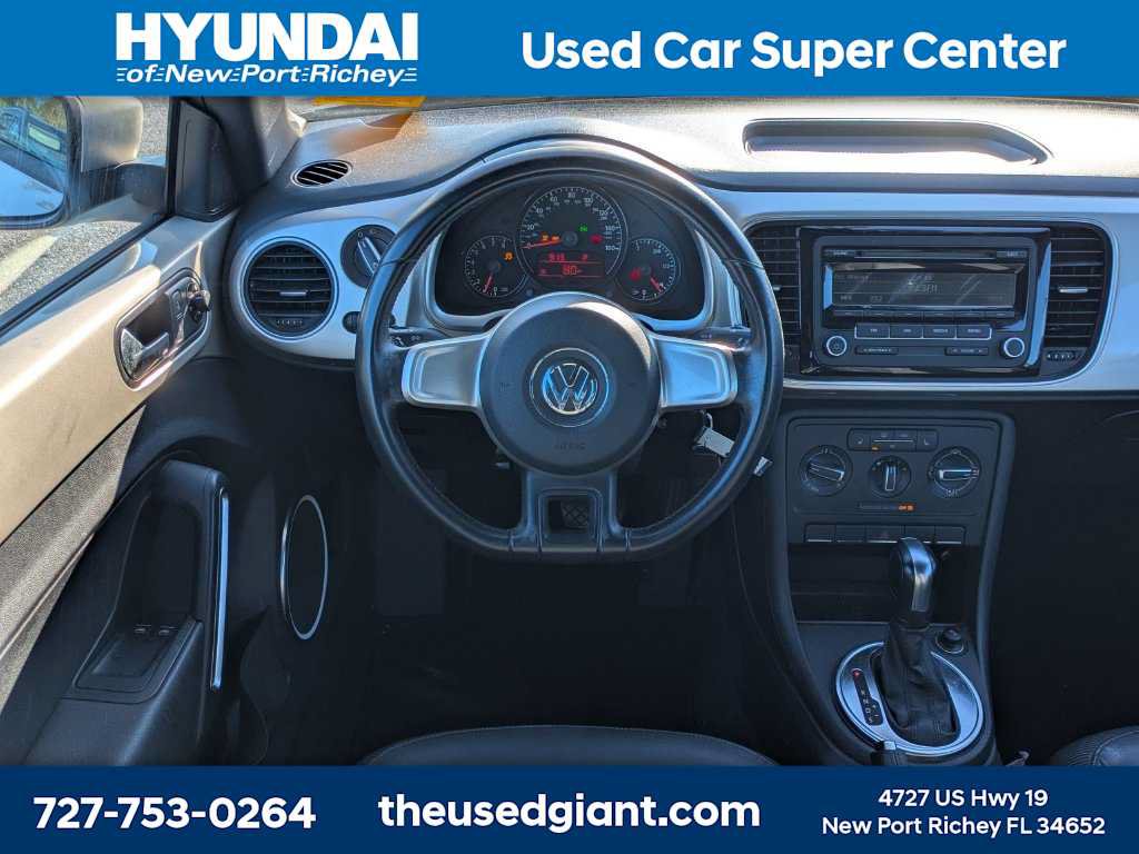 Used 2012 Volkswagen Beetle 2.5 FWD image 11