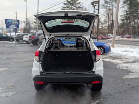 Used 2021 Honda HR-V LX image 31