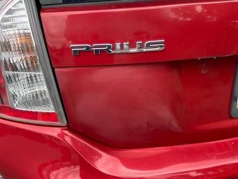 Used 2013 Toyota Prius Three w/ Solar Roof Pkg FWD image 14