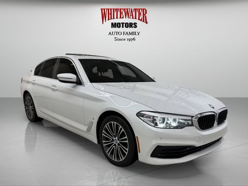 Used 2019 BMW 530e w/ Convenience Package image 5