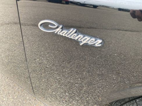 Used 2015 Dodge Challenger R/T Plus image 33