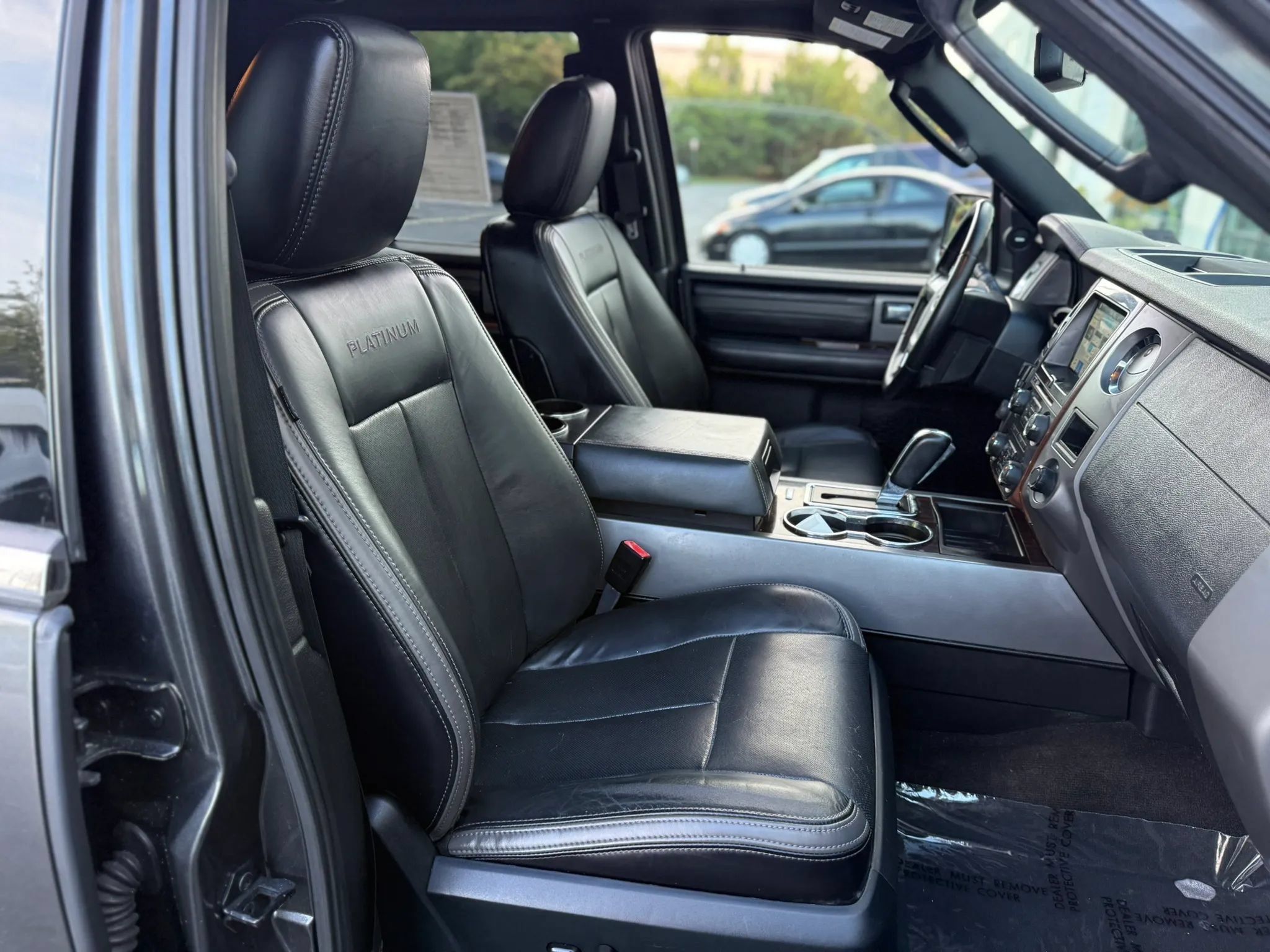 Used 2017 Ford Expedition EL Platinum AWD/4WD image 24