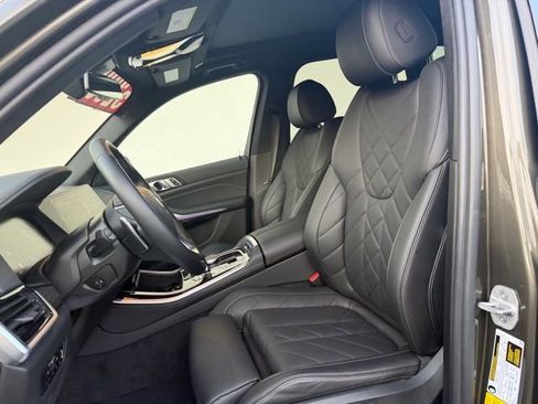 Certified 2023 BMW X5 xDrive40i w/ Premium Package image 10